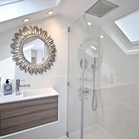 Akicity Graca Venus Apartment Lisbon